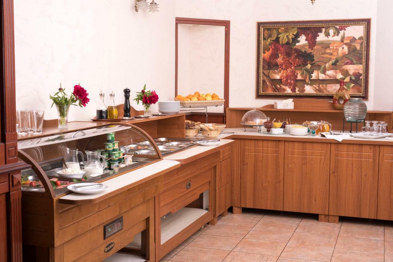 Luna 3* Chisinau